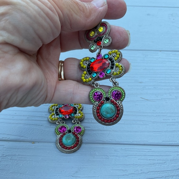 Dangle Earrings pierced crystal beads on silvertone metal 3.5” long - Picture 7 of 13